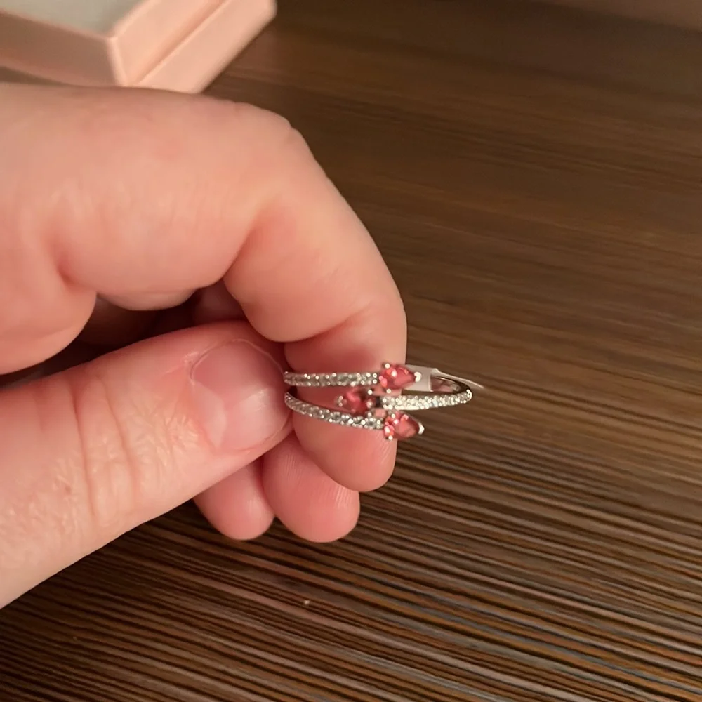 Stunning lab created ruby ring! - Picture 2 of 4
